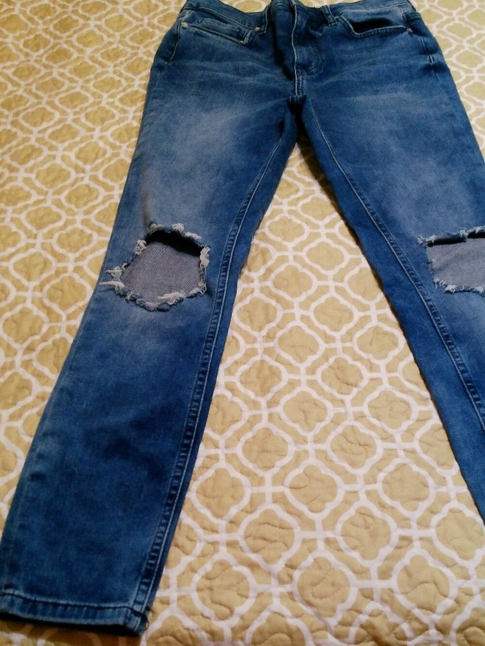 F P SIZE 28 JEANS GOOD CONDITION